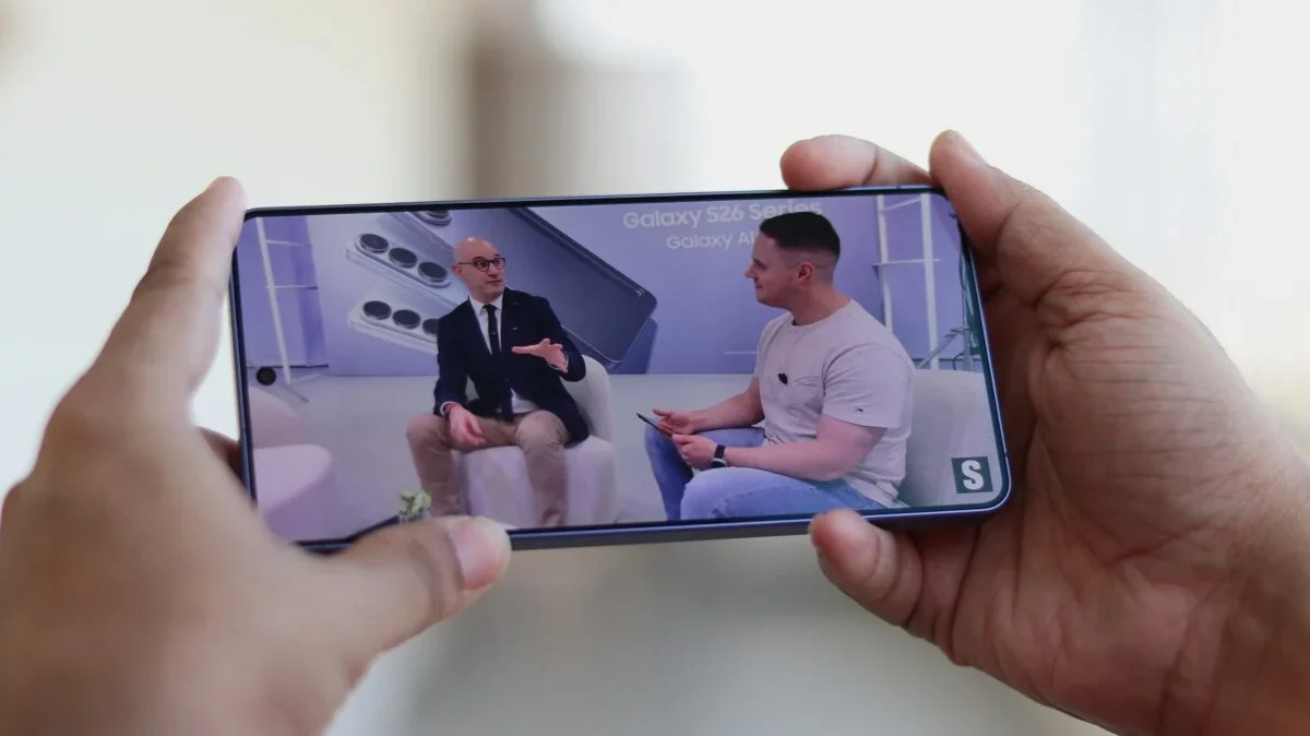 Galaxy S27 Pro Rumored to Bring Privacy Display to a Compact Flagship