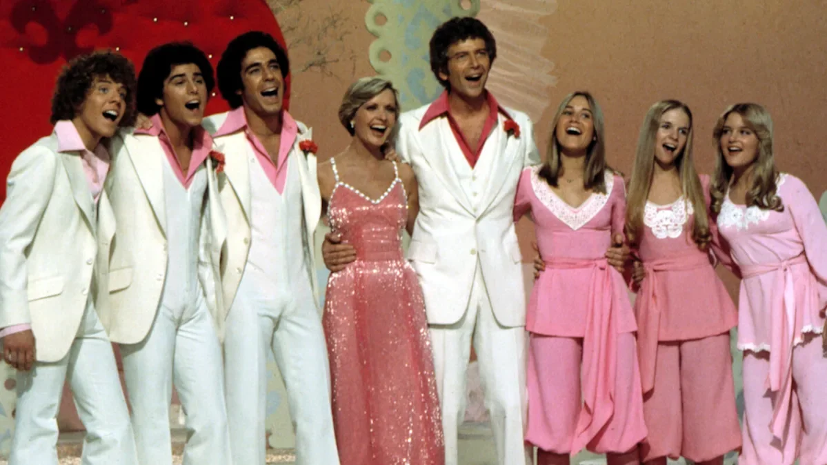 Maureen McCormick Honors Sid Krofft, Puppetry Pioneer Behind Brady Bunch Era
