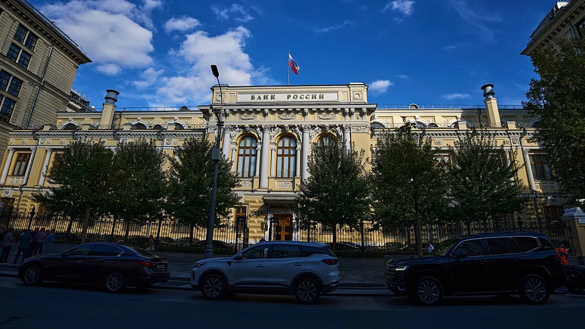EU Keeps Ukraine Aid Front and Center as Russian Asset Debate Drifts