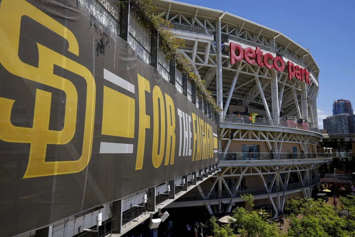 Padres Minor-League Coach Detained by ICE at El Paso Airport