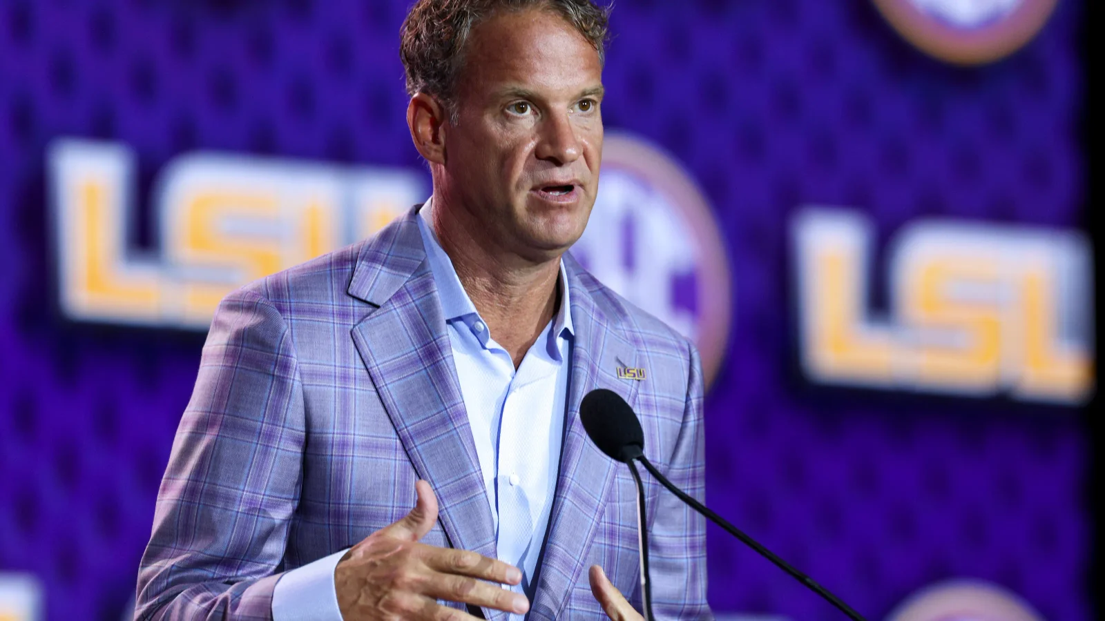 Self-Governance Emerges as College Football Reacts to NFL Portal