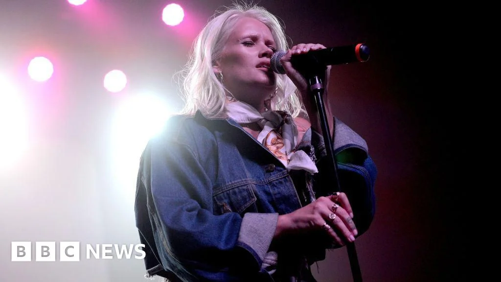 Lauren Bennett, LMFAO's Party Rock Anthem vocalist, dies at 37