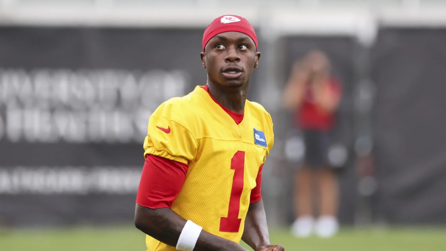 Chiefs WR Xavier Worthy exits camp with shoulder injury, fueling WR depth concerns