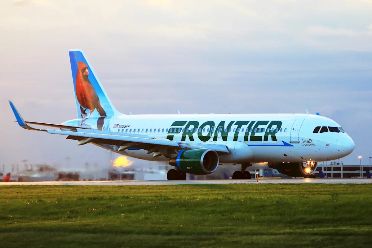 Audio captures Frontier plane striking pedestrian on DEN runway