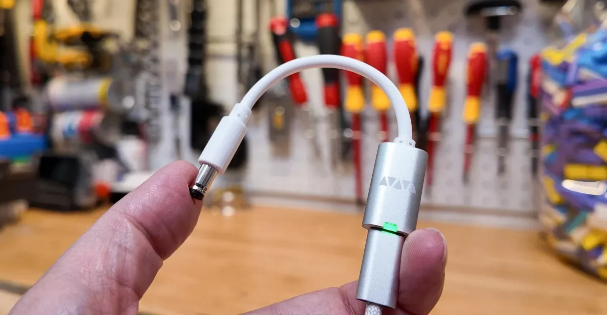 Tiny USB-C power dongle turns vintage gadgets into USB-C powered devices
