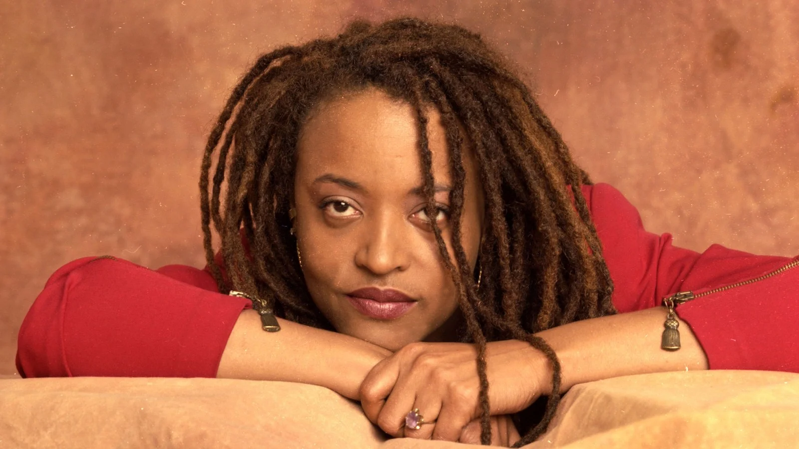 Jazz Icon Cassandra Wilson Dies at 70, Leaving a Lasting Vocal Legacy