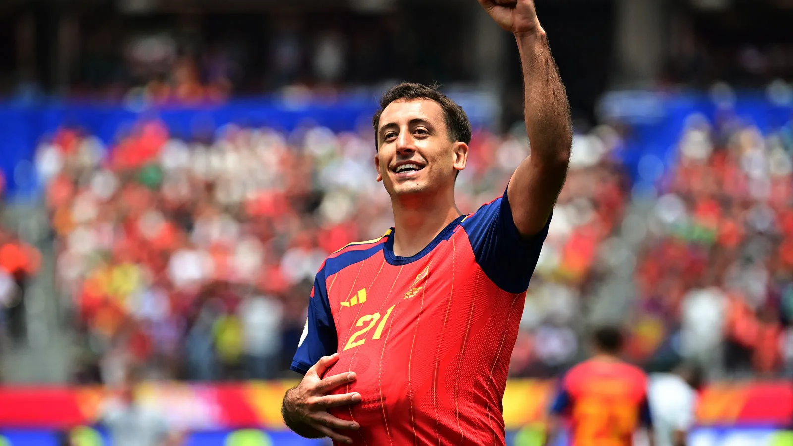 Spain edge Austria to take halftime lead in World Cup knockout clash