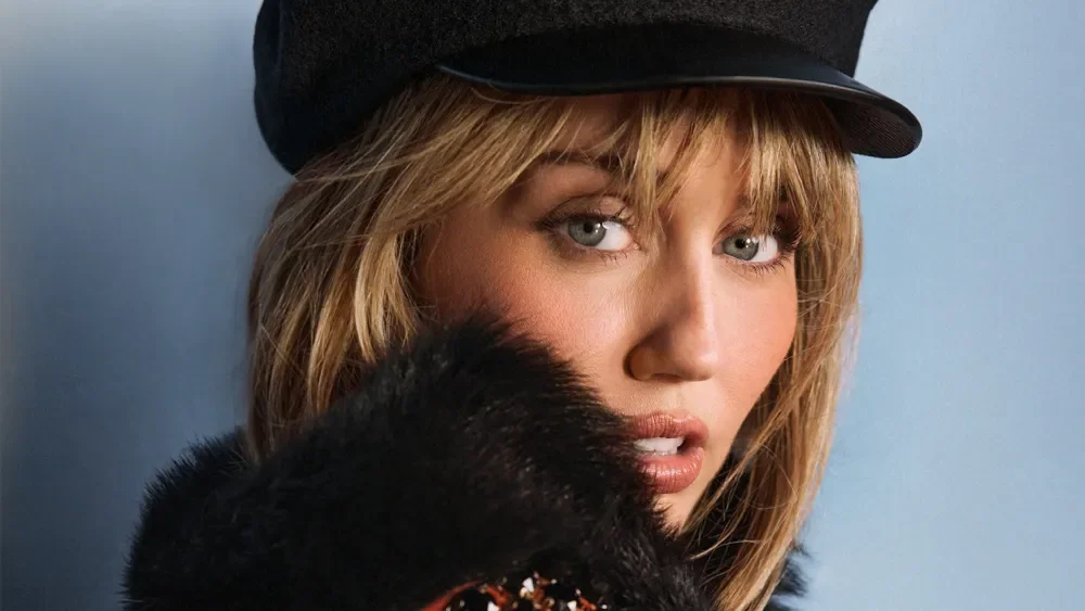Miley Cyrus Names Dolly Parton-Featuring Hannah Montana Episode as Favorite