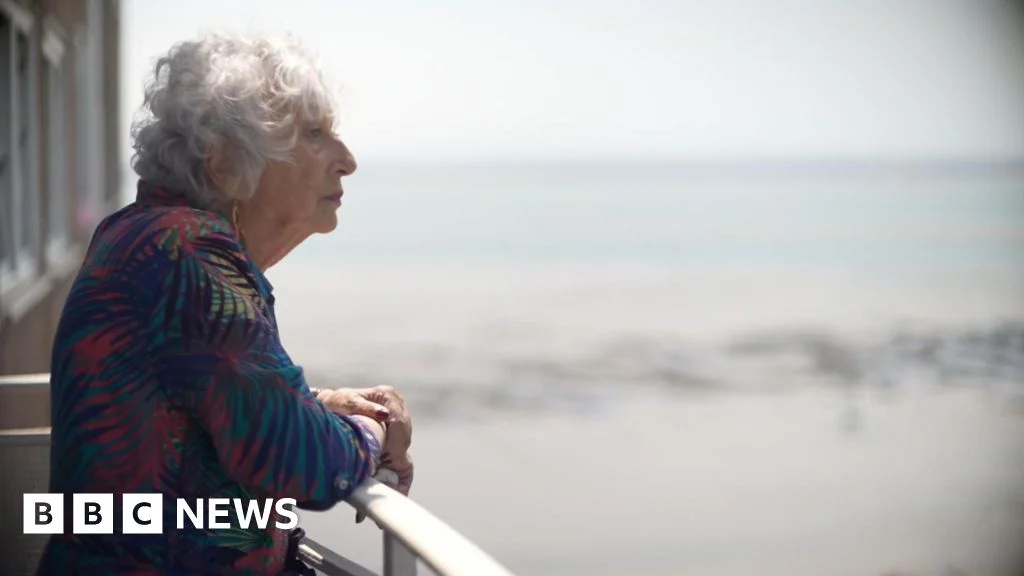 Essex woman urges self-referral mammograms for over-70s following cancer diagnosis