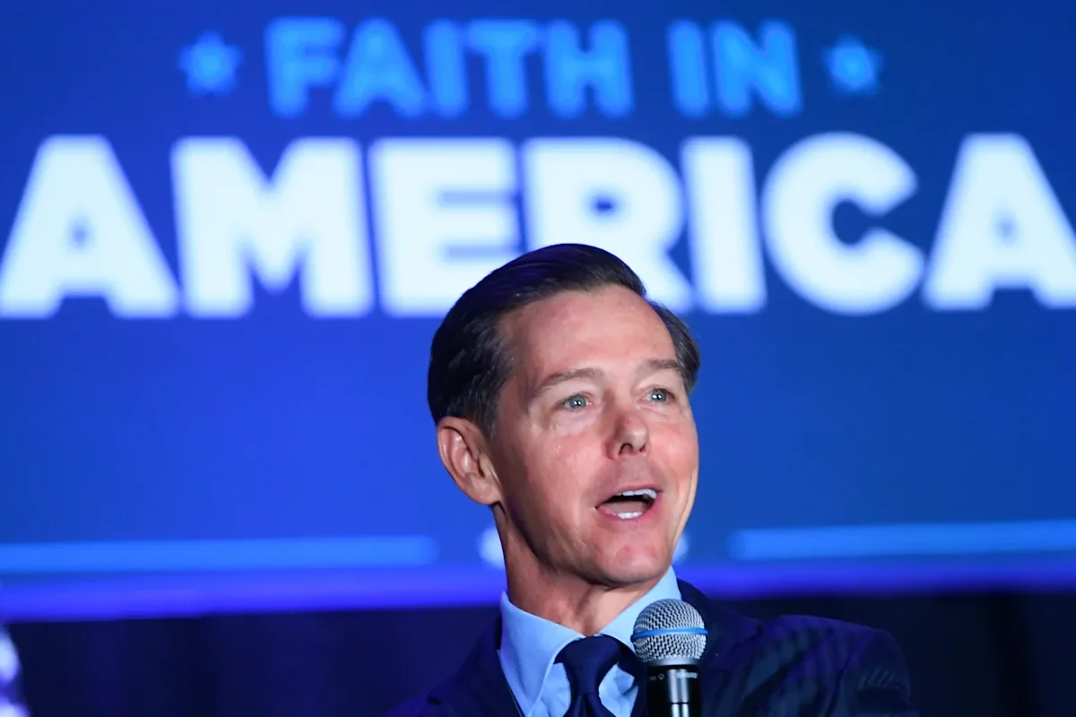"Evangelicals and GOP 2024 hopefuls prioritize anti-abortion stance"