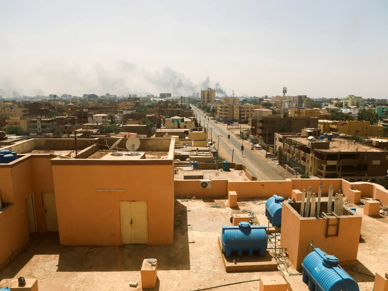Sudan's Ceasefire Fails as Fighting Persists.