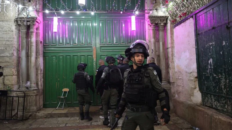 Violence erupts at Al-Aqsa mosque between Israeli forces and Palestinian worshippers.