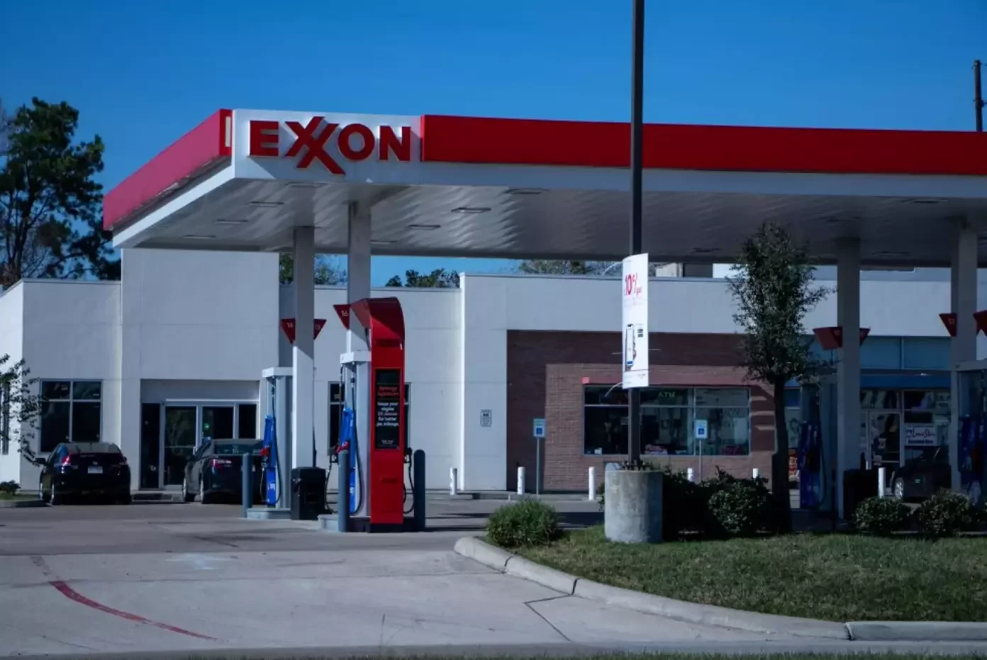 ExxonMobil to relocate legal domicile to Texas after shareholder approval