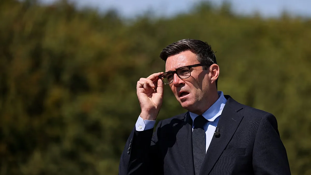 UK pledges unwavering backing for Ukraine as Moscow issues warnings