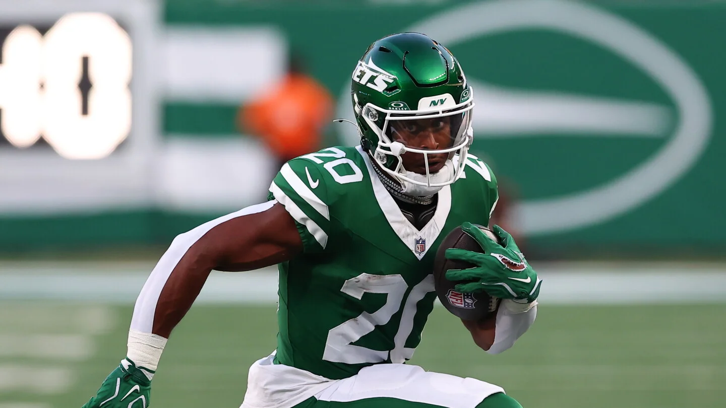 Breece Hall's Groin Injury Declared Minor; Jets Plan Cautious Return