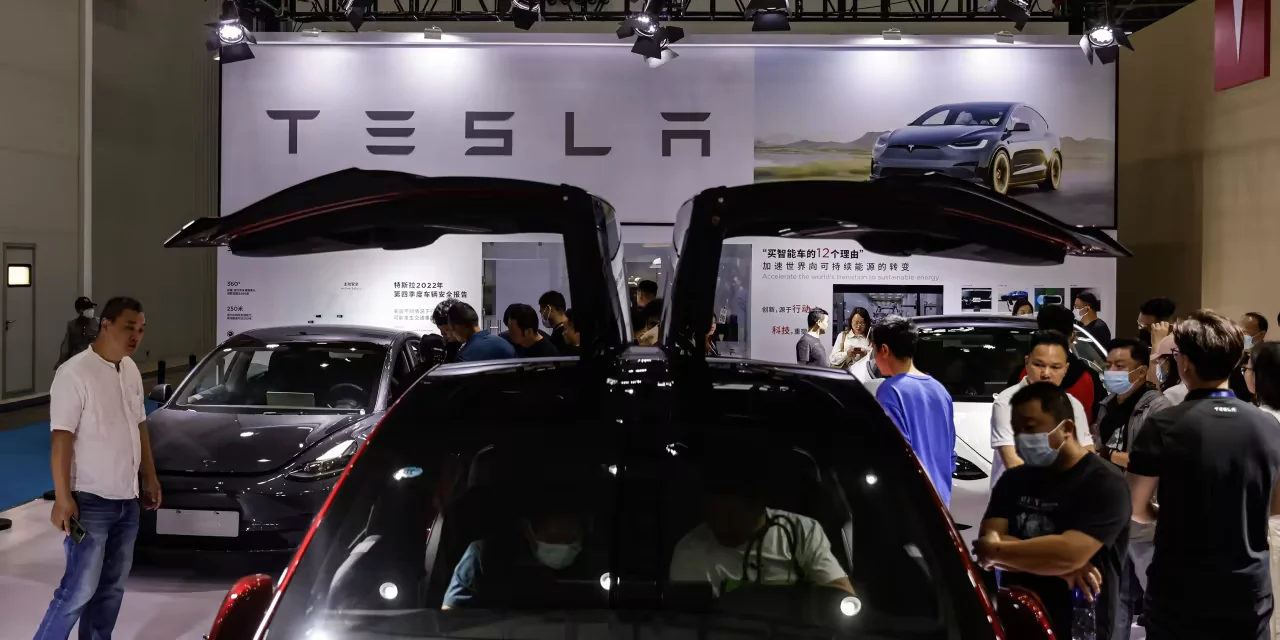 Analyst Predicts 25% Upside for Tesla Stock Beyond EVs
