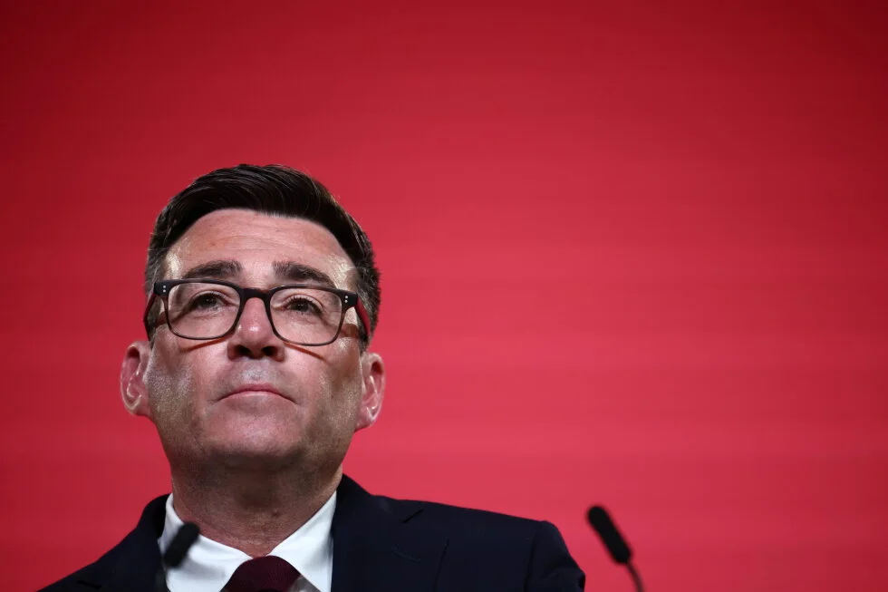 Burnham Poised to Lead Britain as Prime Minister in Royal Ceremony
