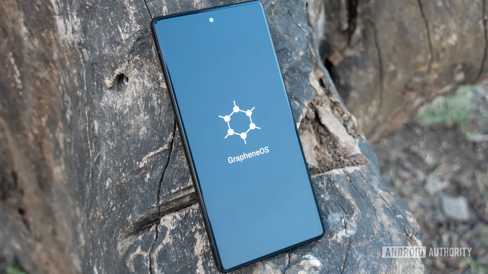 GrapheneOS gears up for high-end Motorola flagships priced above Pixels