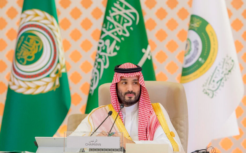 Assad urges Arab leaders to seize opportunity for Middle East transformation.