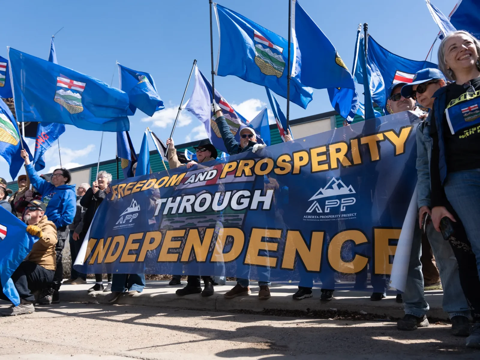 Alberta Moves Closer to Independence Referendum as Signature Threshold Surpasses