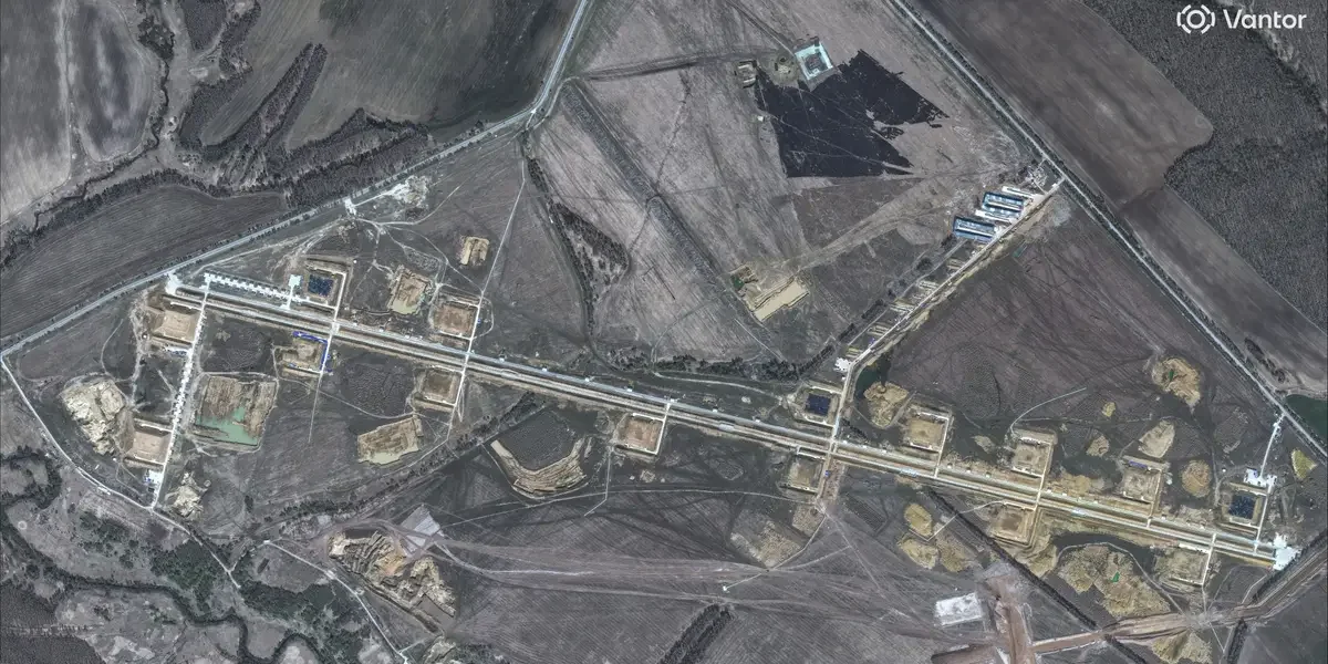 Russia expands jet-powered Geran drone rails at Tsimbulova base near Ukraine