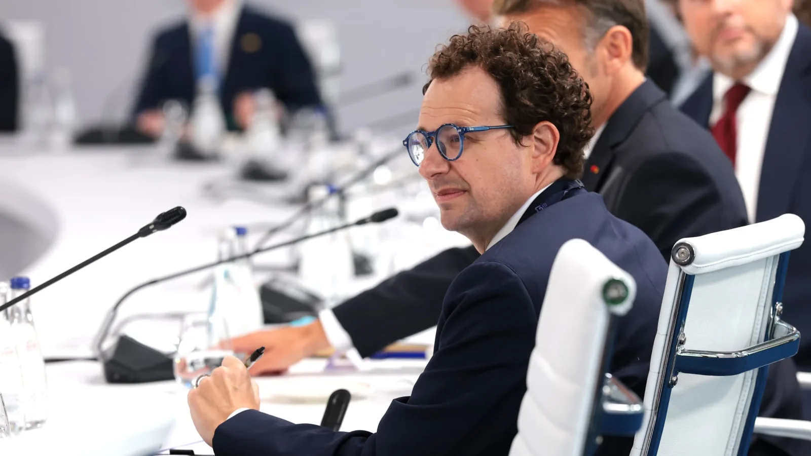 AI Chiefs Call for U.S.-Led Global Rules Coalition at G7