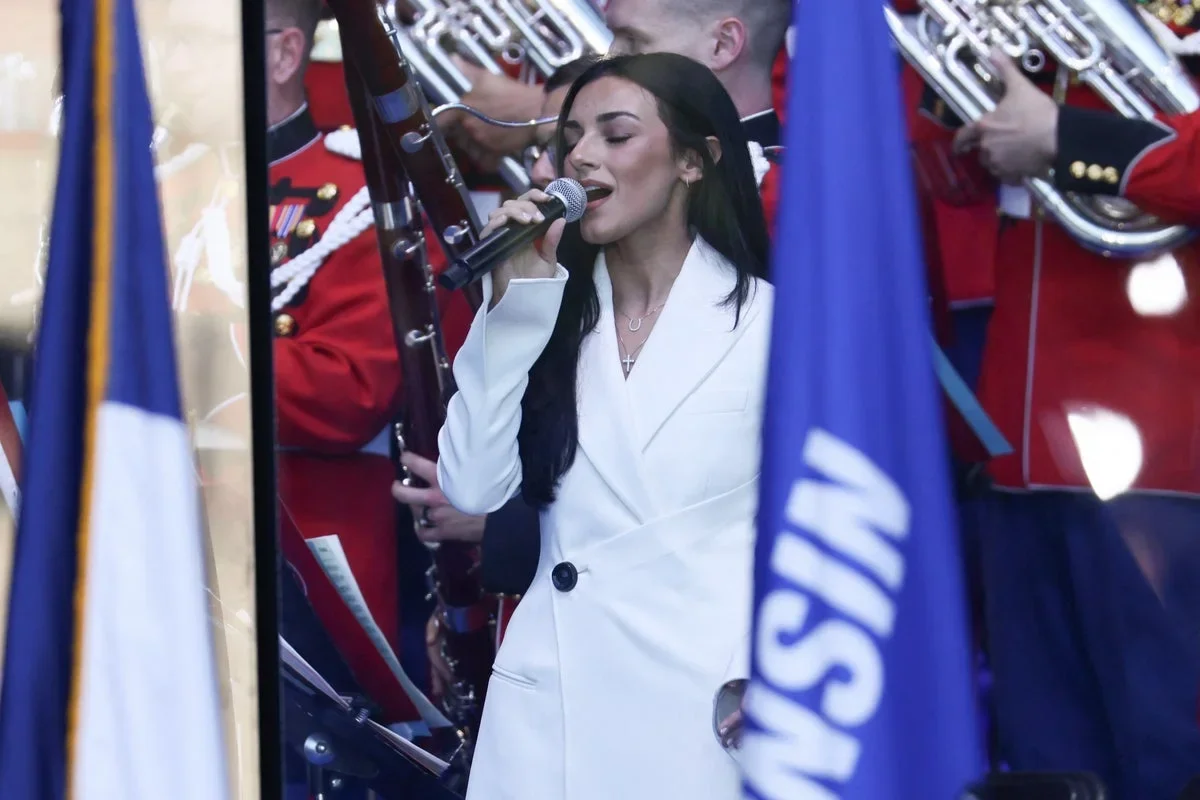 Alexis Wilkins’ National Anthem Sparks Mixed Reactions at Trump’s 250th Celebration