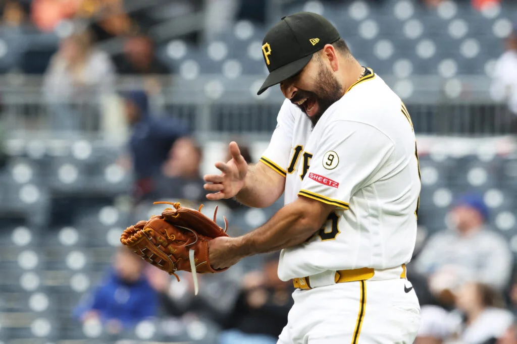 Sox add Urquidy to bolster rotation depth