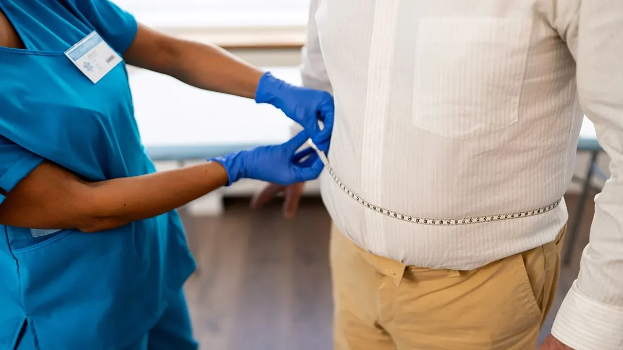 Abdominal Fat Outshines BMI as Heart-Risk Predictor, Study Finds