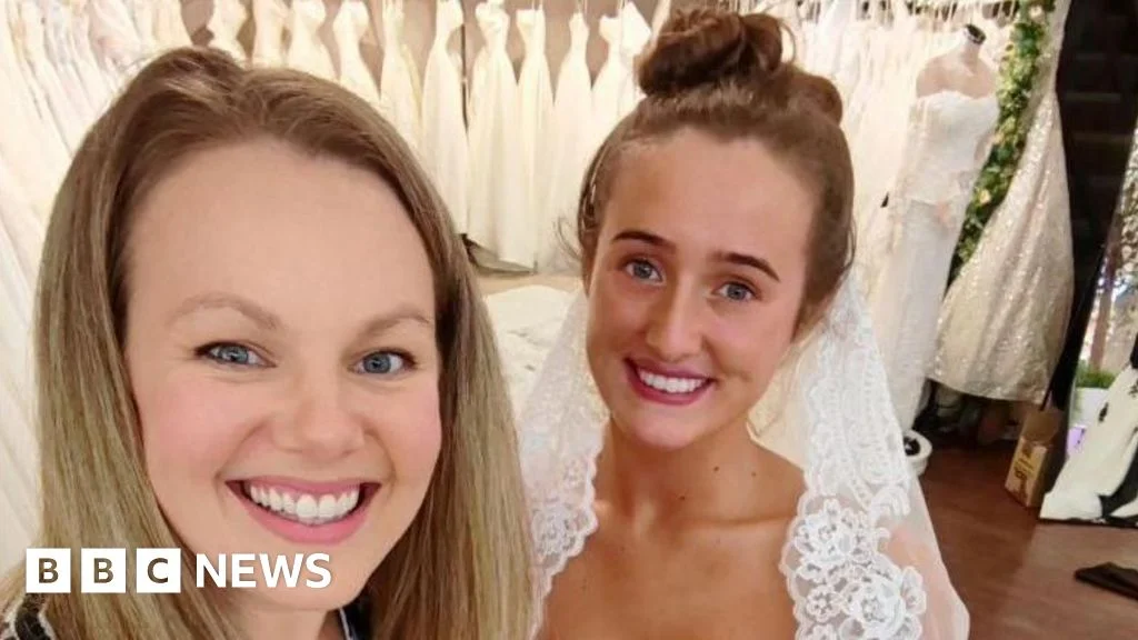 Lancashire seamstress crafts 40-foot wedding train for Venezuela Fury