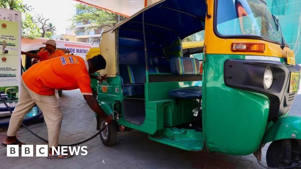 Ceasefire jitters lift oil prices as Hormuz risk persists