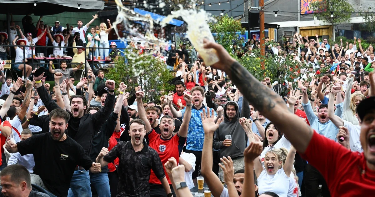 England pubs win 5 a.m. license for Mexico World Cup clash