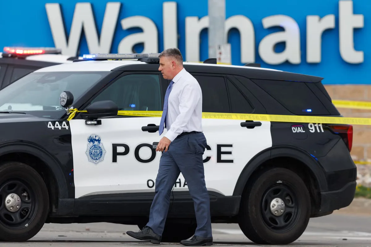 Police fatally shoot suspect after knife attack during Walmart kidnapping attempt in Omaha