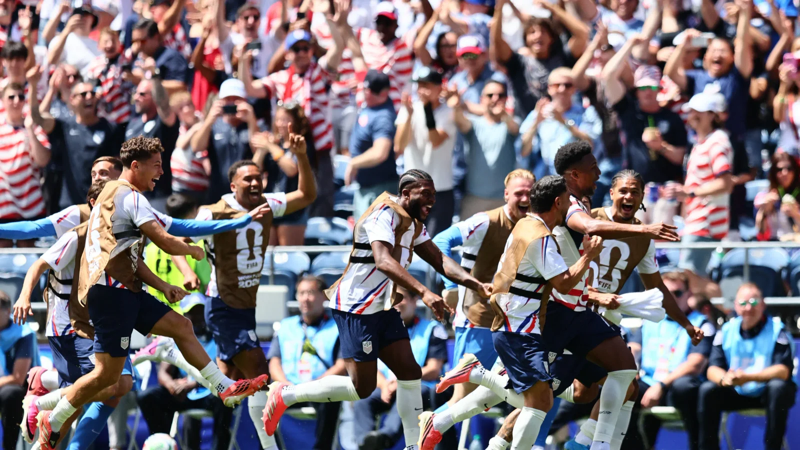 Seattle stadium literally trembles as USA beats Australia at World Cup