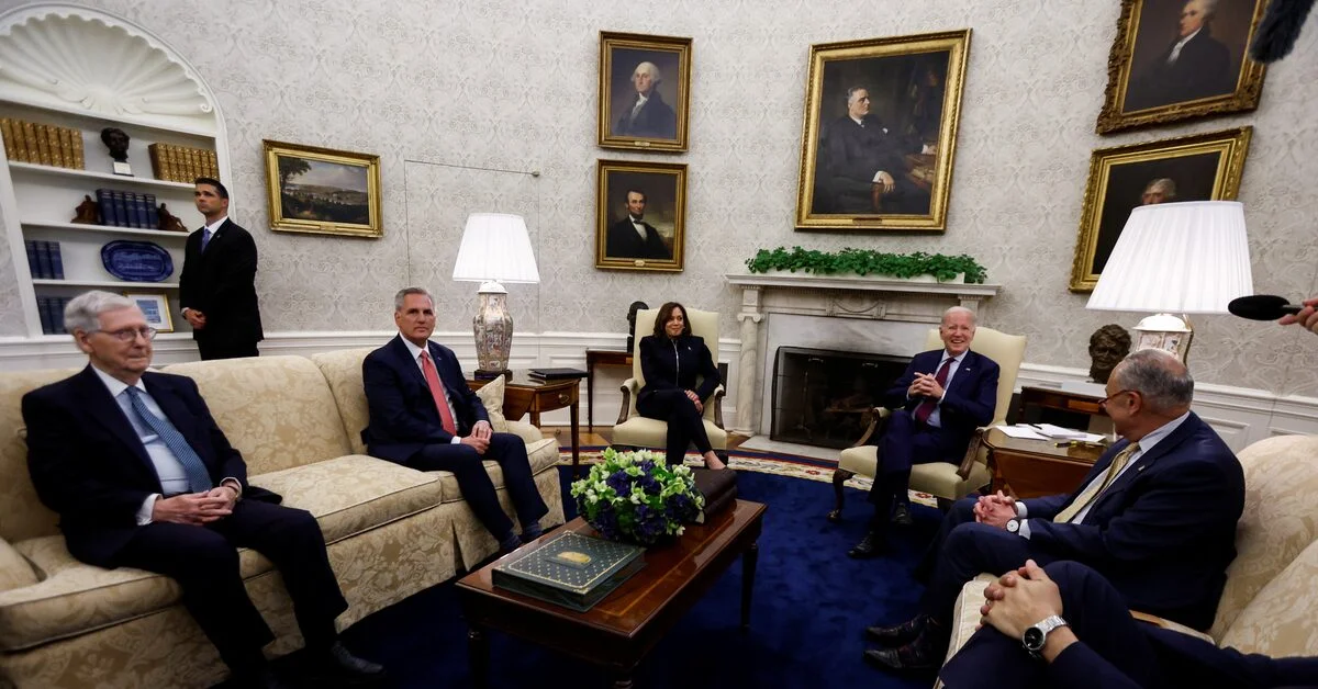 Biden and McCarthy make progress on US debt ceiling deal.