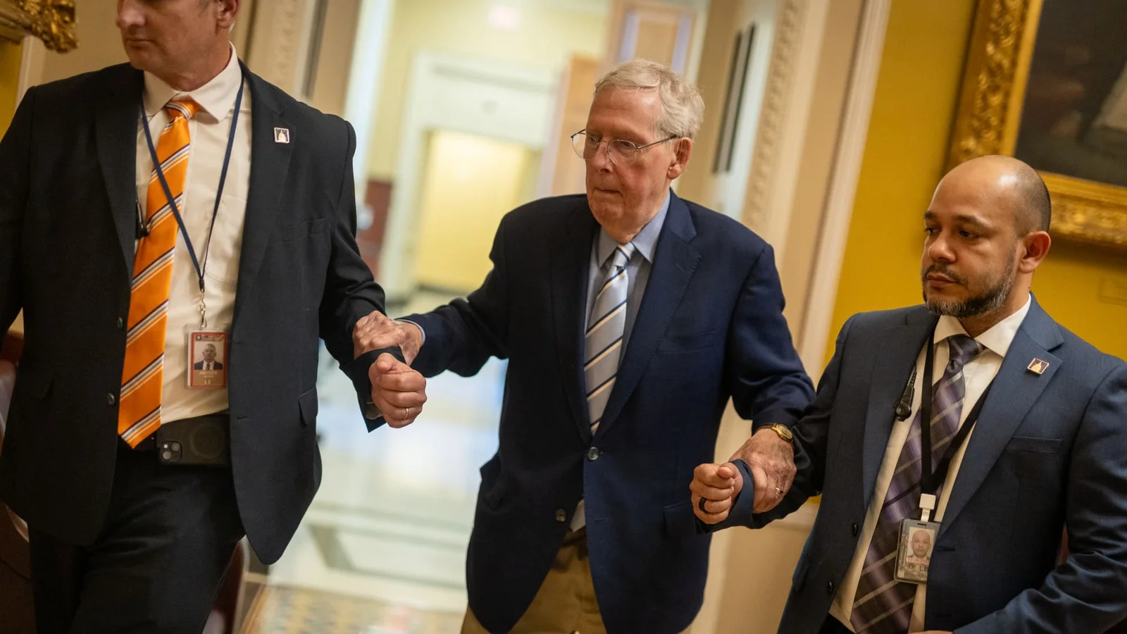 McConnell's Prolonged Hospital Stay Sparks Health Scrutiny