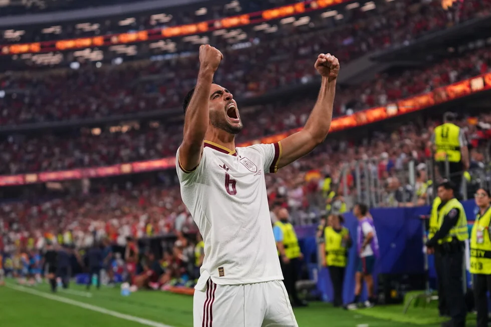 Merino's stoppage-time strike sends Spain to quarters, ends Ronaldo's World Cup run