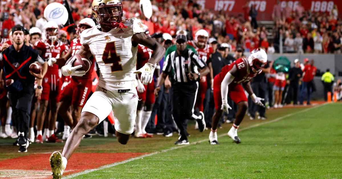 The Giants' Uncertain Draft Strategy and Free Agent Departures.