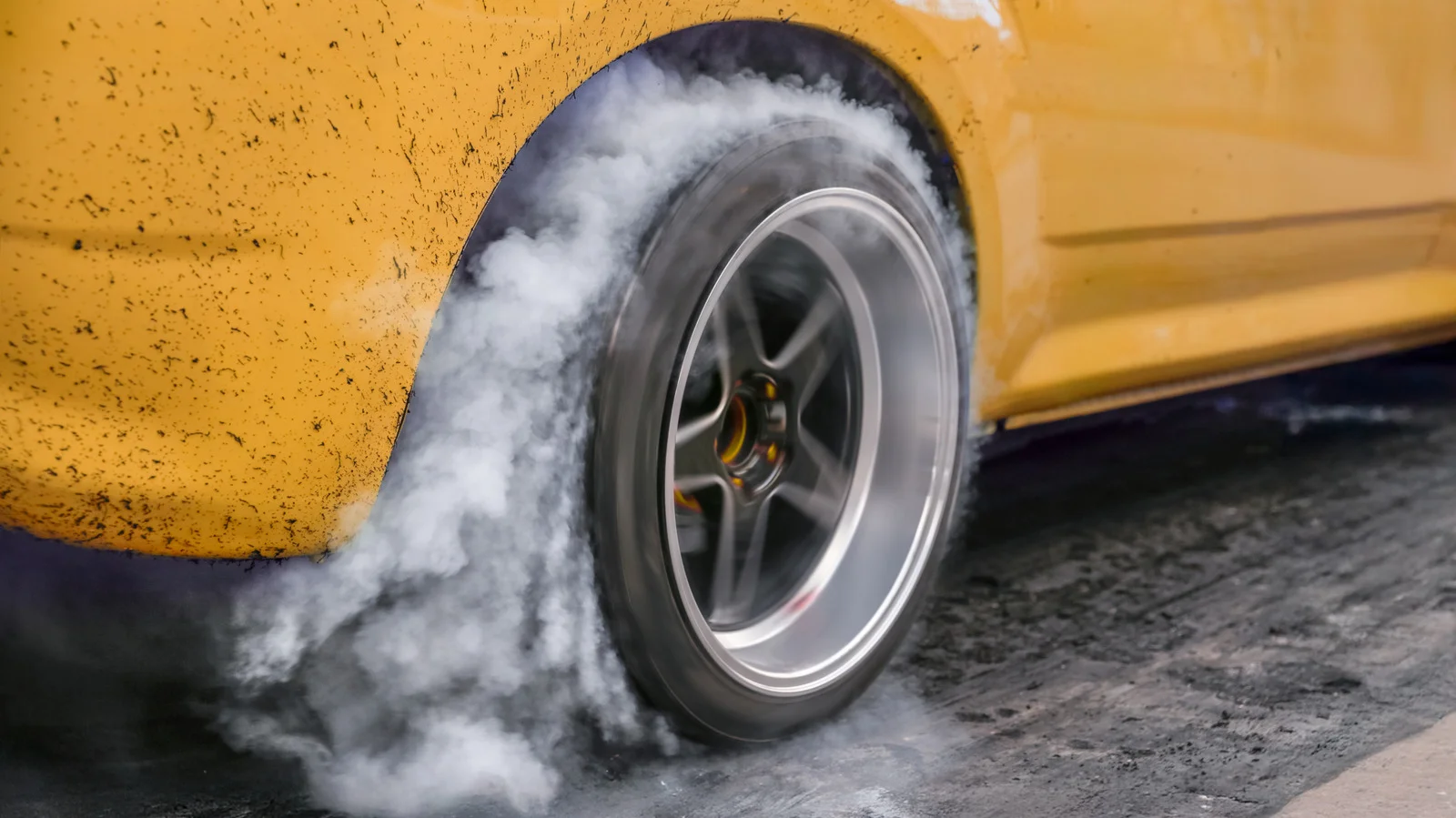 Stick-Shift Speed: How Manual Transmissions Win in the Sixes