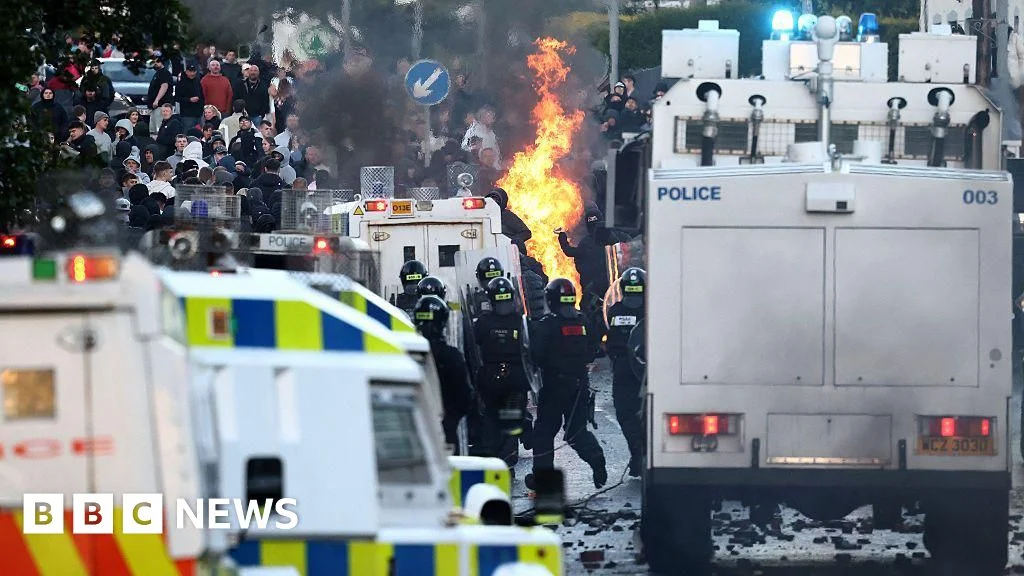 Online networks spark rapid protests across Northern Ireland