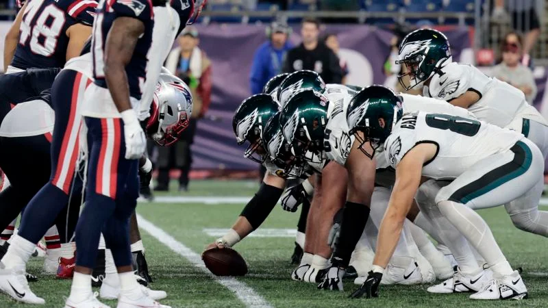 "Thursday Night Showdown: Eagles vs. Vikings - A Must-Win Game for Both Teams"