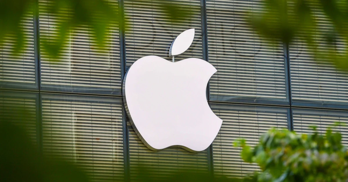 Apple stock falls after Mac and iPad price hikes amid memory-cost surge
