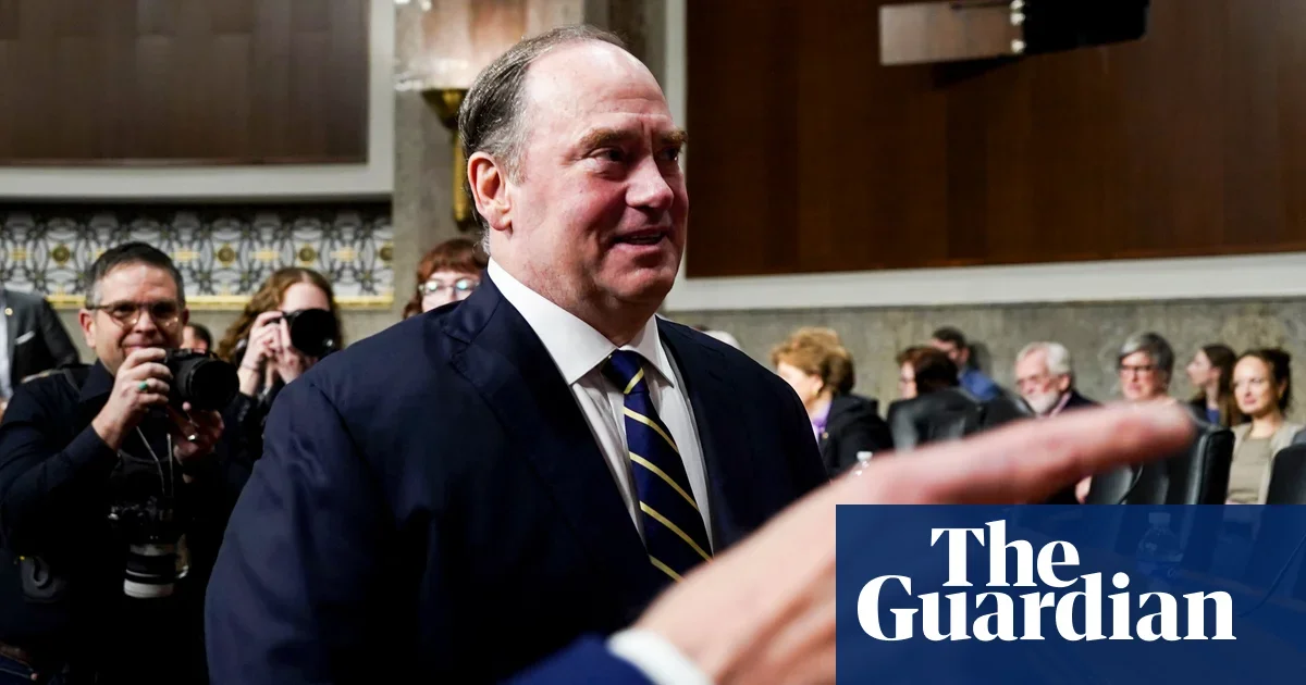 Trump Fires Navy Secretary Over Shipbuilding Rift Amid Iran Tensions