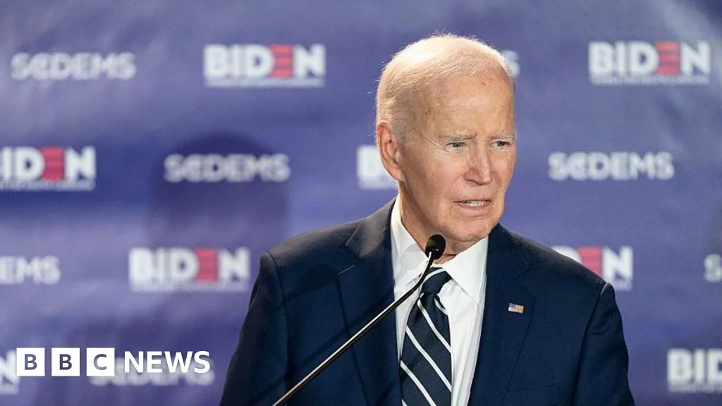 Biden slams Trump's vanity projects, calls him a loser at Maryland fundraiser