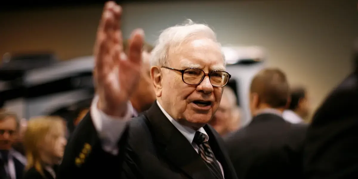 Buffett Warns of a Gambling Mood in Markets During Berkshire Meeting