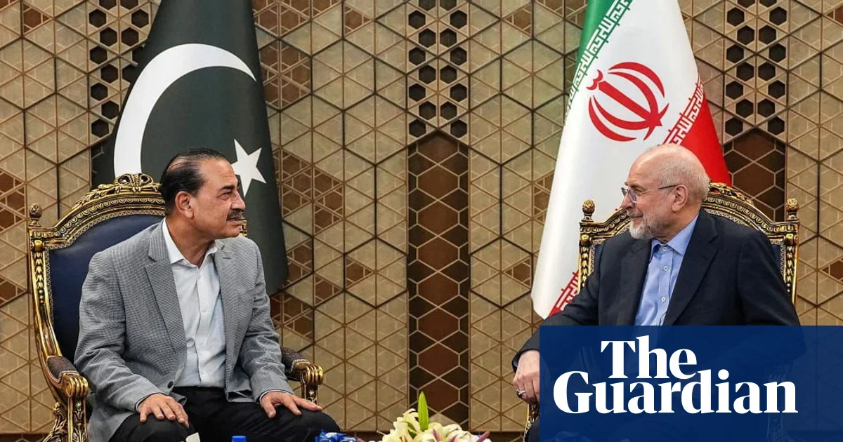 Trump weighs Iran ceasefire terms as regional mediators push renewed talks