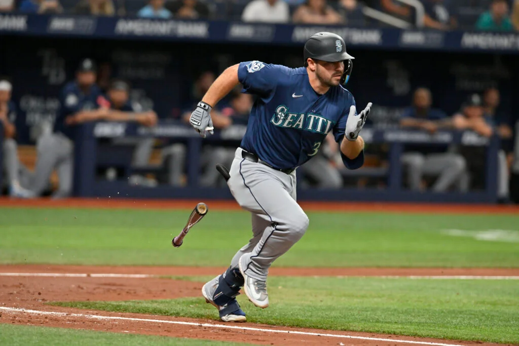 Mariners DFA Buddy Kennedy as Refsnyder Returns From IL, Signals Right-Handed Bat Push
