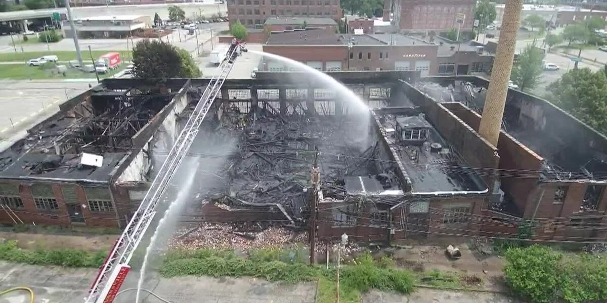 Massive Fire at Historic Pearl Cleaners Building in Evansville.