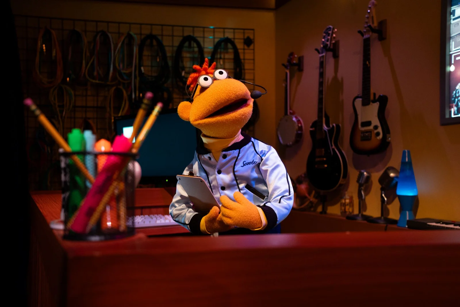 Scooter Animatronic and Penguin Performers Debut in The Muppets-Updated Rock ’n’ Roller Coaster Pre-Show