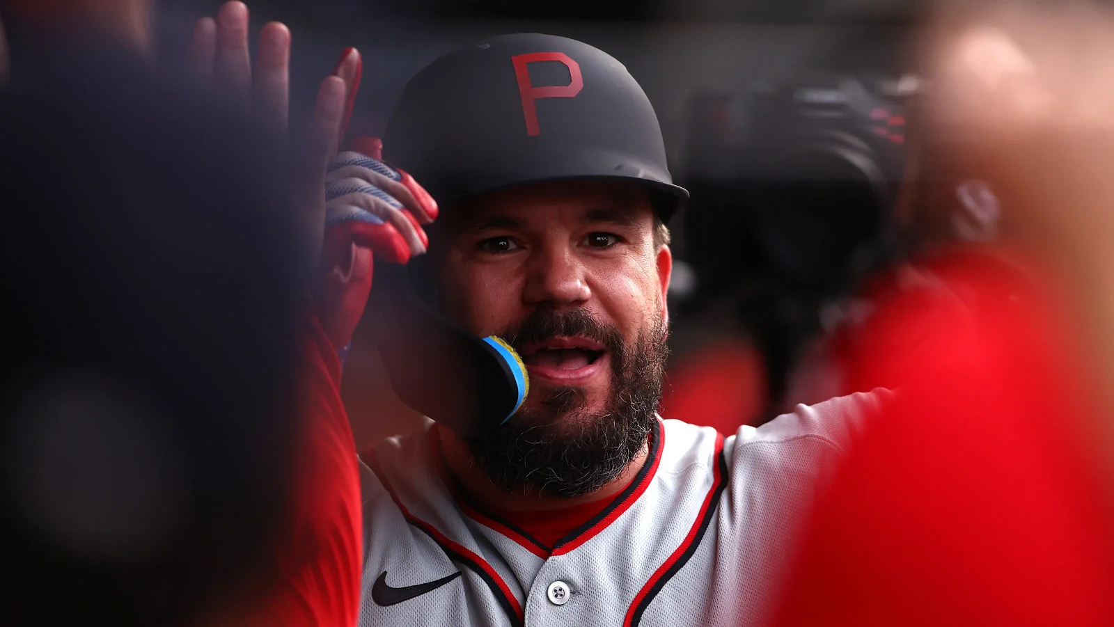 Phillies-Twins Field of Dreams spectacle streams on Netflix
